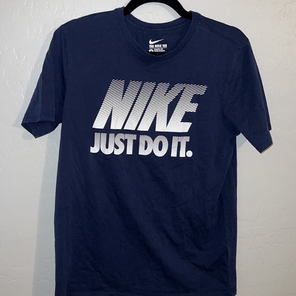 Nike Just Do It T-Shirt. Navy Blue. Size Medium. - Picture 2 of 3